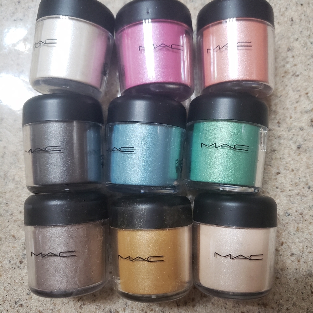Mac eyeshadow